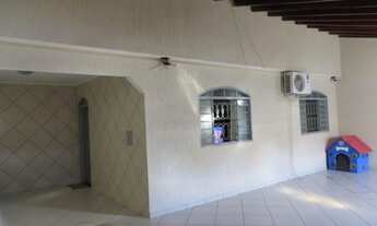 Imagem: Vendo excelente casa com três quartos uma