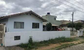 Imagem 6: Casa para venda com 90 metros quadrados com 2 quartos em Lídia Duarte - Camboriú - SC