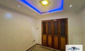 Imagem 7: Linda e Espaçosa Casa de Vila com 4 dormitórios à venda , 225 m² por R$ 890.000 - Ingá - N