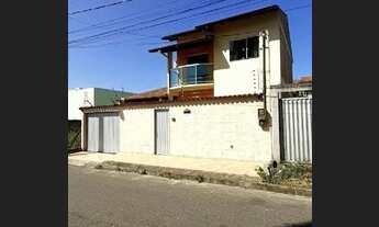 Imagem: Casa Duplex com 03 quartos sendo 01 suíte