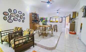 Imagem 4: Casa - Térrea com Edícula no bairro Josedy, 300 metros da praia, Peruíbe-SP