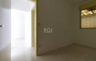 Imagem 6: Porto Alegre - Apartamento Padrão - Partenon