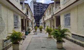 Imagem 3: Casa toda reformada em vila no centro da cidade, 2 quartos com armários, sala, varanda fec