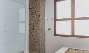 Imagem 7: Linda Casa em Alphaville com 600 m² de Área Construída