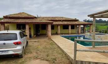 Imagem 2: Chácara para Venda em Pedra Bela, centro, 2 dormitórios, 1 suíte, 2 banheiros