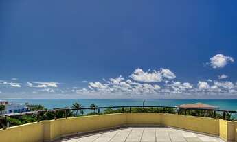 Imagem 2: Casa espaçosa com vista para o mar