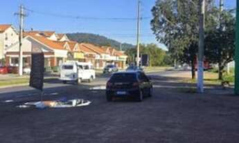 Imagem 3: Porto Alegre - Terreno Padrão - Hípica