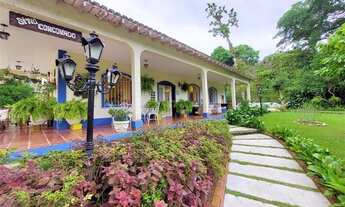 Imagem 2: Sítio de 6 qts, 4.630m² e terreno, piscina natural e clorada