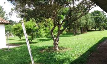 Imagem 3: Chácara para venda possui 317m2 de A/C e 5.025m2 de terreno. Alpes das Águas, com 5 quarto