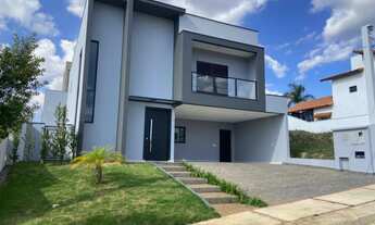 Imagem 4: Casa para venda possui 272 metros quadrados com 3 quartos