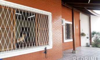 Imagem: PORTO ALEGRE - Casa Padrão - PARTENON