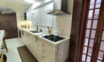 Imagem 6: Casa Sobreposta Baixa, com # Suítes, Piscina e Churrasqueira. bairro Embaré, em Santos