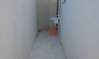 Imagem 7: Casa com 2 dormitórios à venda por R$ 300.000,00 - Ouro Verde - Rio das Ostras/RJ