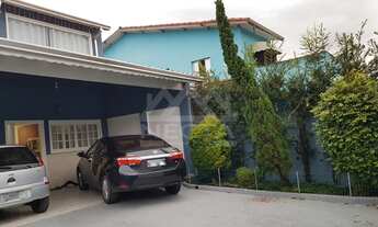 Imagem 2: Excelente Casa, 4 Dormitórios c/ Suíte Master, Piscina e Área Gourmet, 220m², Morro do Alg