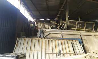 Imagem 2: BELO HORIZONTE - Galpão/Depósito/Armazém - Cachoeirinha