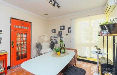 Imagem 2: Apartamento para venda possui 59 metros quadrados com 2 quartos em Auxiliadora - Porto Ale