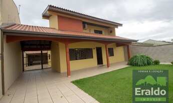 Imagem: Sobrado em Saint Etiene - Matinhos, PR