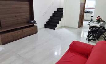 Imagem 2: Sobrado 3 dorm. sendo 3 suítes, 2 vagas de garagem com 101 M² de área útil na Guilhermina