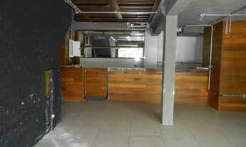 Imagem 3: EM FRENTE AO METRO JARDIM OCEANICO