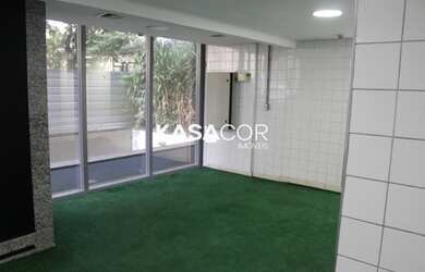 Imagem 2: Loja comercial na B. Faria Lima - a poucos metros da Rebouças, localização mais que previl