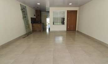 Imagem 5: Vendo Linda casa no bairro Alto Cafezal em marilia