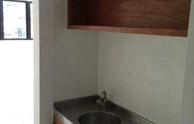 Imagem 7: Barra Medical - Sala com 49m2 - Vg - 02 Portas de Entrada - 02 Banheiros