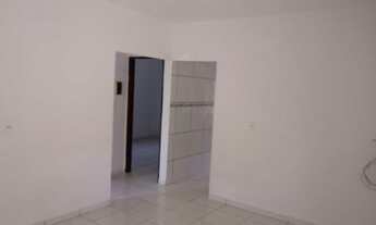 Imagem 4: Casa para Venda em Goiânia, Residencial Forteville, 2 dormitórios, 1 suíte, 1 banheiro, 2