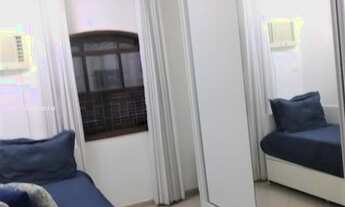 Imagem 7: Casa Sobreposta para Venda em Santos, Embaré, 3 dormitórios, 1 suíte, 3 banheiros, 3 vagas