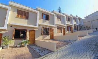 Imagem: Porto Alegre - Casa Padrão - Teresópolis