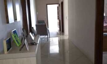 Imagem 5: Casa de condomínio para venda tem 300 metros quadrados com 4 suites