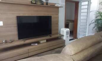 Imagem 2: Casa de condomínio sobrado para venda tem 130 metros quadrados com 3 quartos