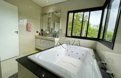 Imagem 3: R- Casa de condomínio sobrado para venda possui 1112 metros quadrados com 3 quartos