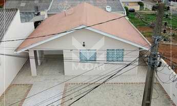 Imagem 2: Casa 3 Quartos em Uvaranas com Edícula