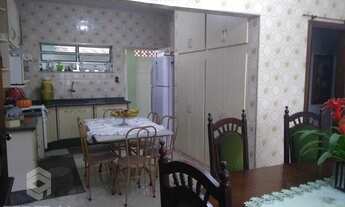 Imagem 5: Casa para Venda em Taubaté, Estiva, 4 dormitórios, 2 suítes, 4 banheiros, 2 vagas