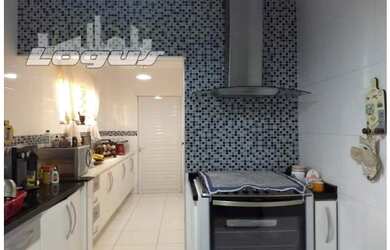 Imagem 5: Linda Casa Sobrado para venda tem 337 metros quadrados com 3 quartos