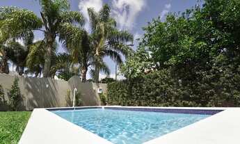 Imagem 4: Casa para aluguel e venda tem 370 metros quadrados com 5 quartos