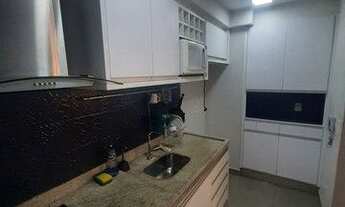 Imagem 4: Apartamento com porcelanato e móveis planejados no Tarraf Vila Sol