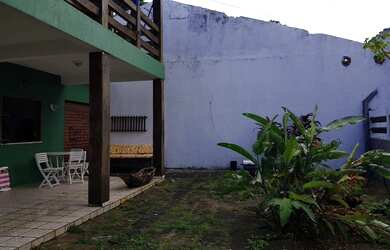 Imagem 3: Sobrado para venda possui 300 metros quadrados com 4 quartos em Centro - Itacaré - BA