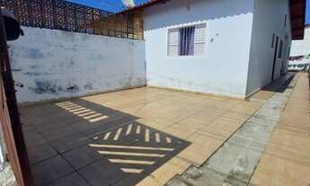 Imagem 2: Casa para venda tem 126 metros quadrados com 2 quartos em Jardim Leonor - Mongaguá - SP