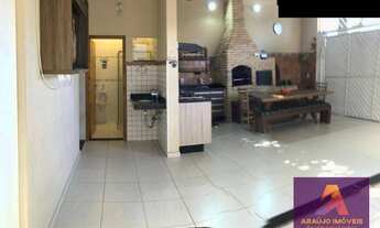 Imagem 3: Sobrado a Venda Vila Branca em Jacareí - 4 quartos, 3 suítes, piscina