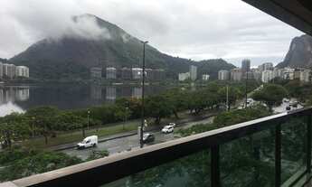 Imagem 2: Apartamento para aluguel e venda tem 225 metros quadrados com 4 quartos