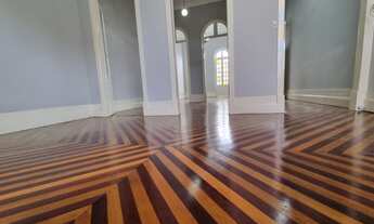 Imagem: Casarão a venda com 300 metros quadrados