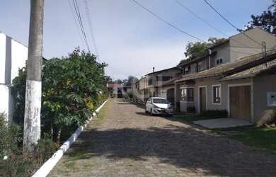 Imagem 3: Porto Alegre - Casa Padrão - Cavalhada