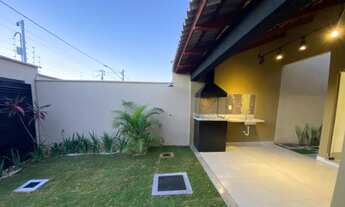 Imagem 2: BELÍSSIMA CASA DE 3/4 COM SUÍTE, TRÊS MARIAS - GOIÂNIA