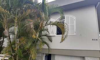 Imagem 5: Vendo casa de alvenaria com 242 metros de área construída, excelente localização