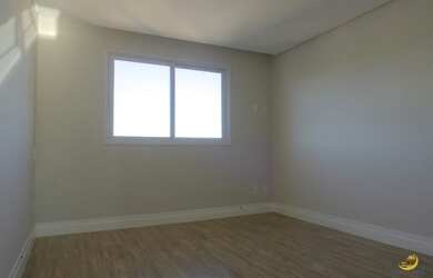 Imagem 4: Phoenix Tower semi mobiliado