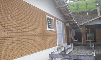 Imagem 3: Casa para Venda com 3 qtos ( 1 suite) no Bairro Vila Inglesa - Campos do Jordão - SP