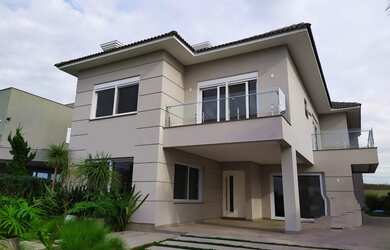 Imagem 3: Vendo lindíssima casa 387 m² com 5 suítes no condomínio clube ,fácil acesso a Porto Alegre