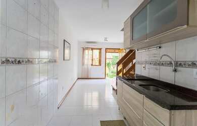 Imagem 4: Porto Alegre - Casa Padrão - Camaquã