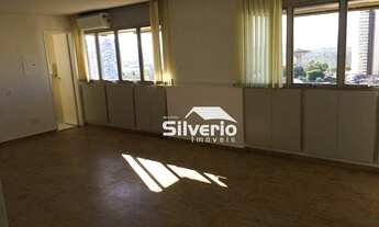 Imagem 4: Sala com 34m² 01 banheiro - Jardim São Dimas